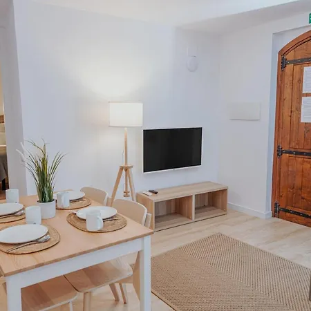 Fuendebanos Apartment *